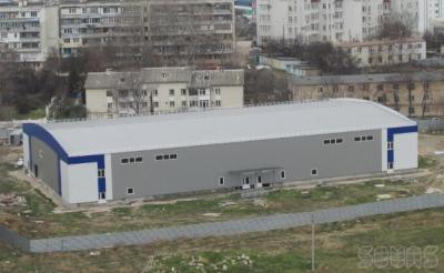 В Севастополе достроят большую ледовую арену
